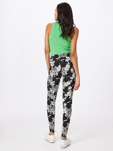 Urban Classics - Skinny Leggings em preto