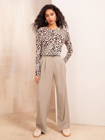 Friends Like These Широкий Брюки со складками в Бежевый