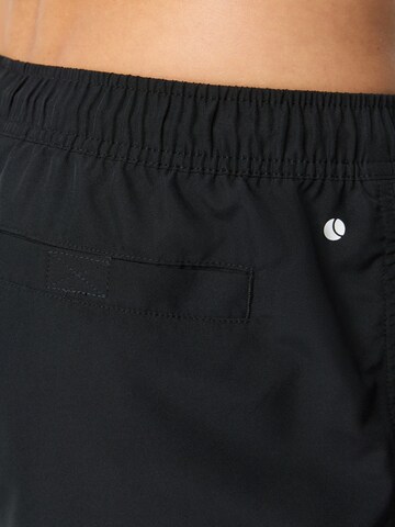 BJÖRN BORG Badeshorts i sort