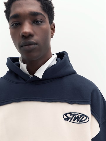 Pull&Bear Tréning póló 'STWD COMMUNITY EAST' - kék