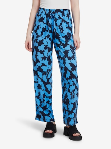 Betty & Co Loose fit Pants in Blue: front