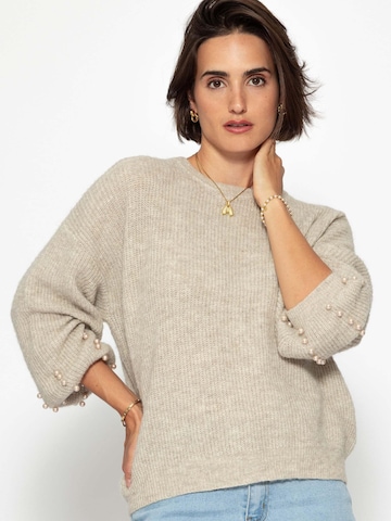 SASSYCLASSY Sweater in Beige