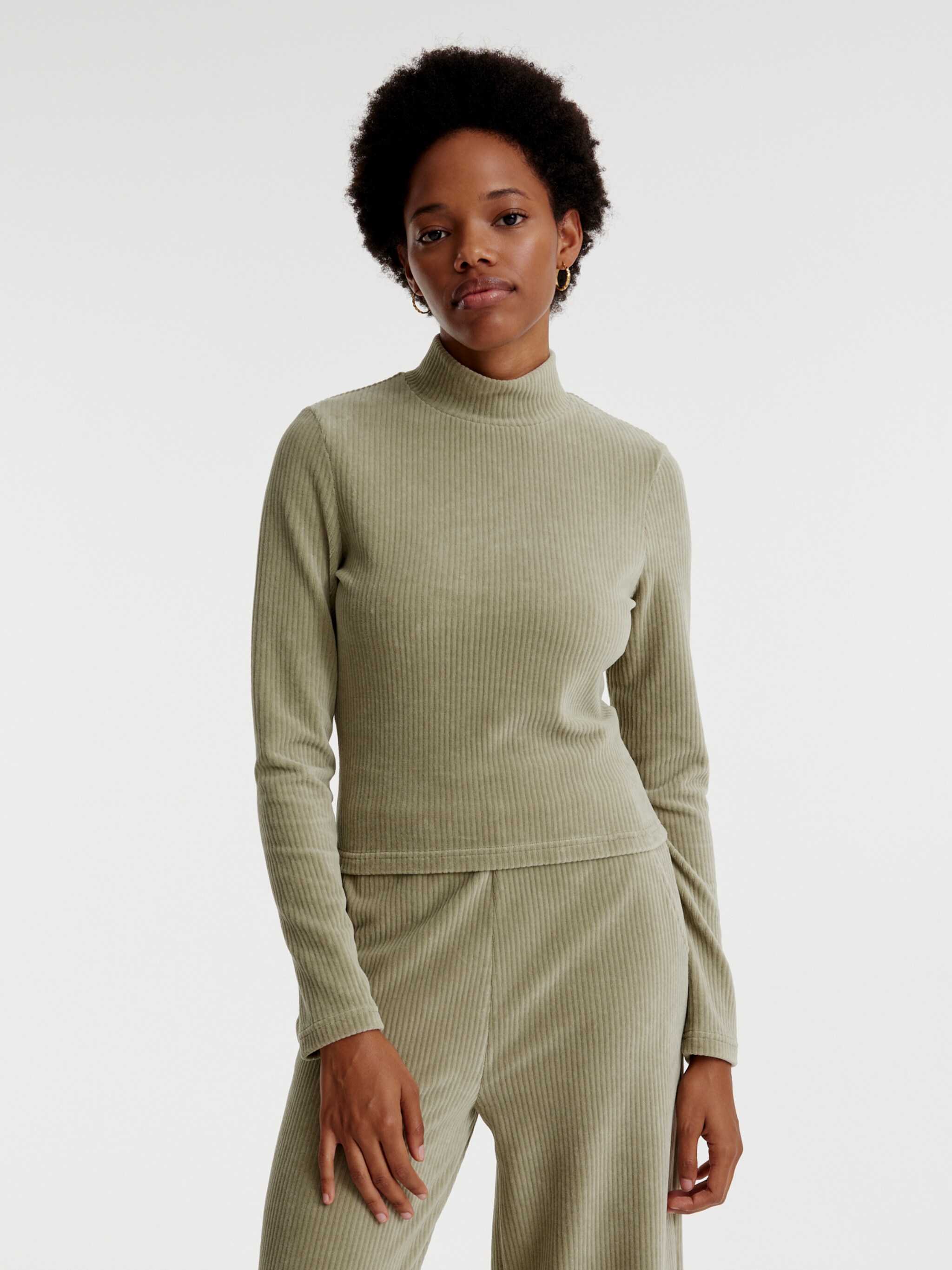 EDITED Producten Shirt 'Suri' Groen