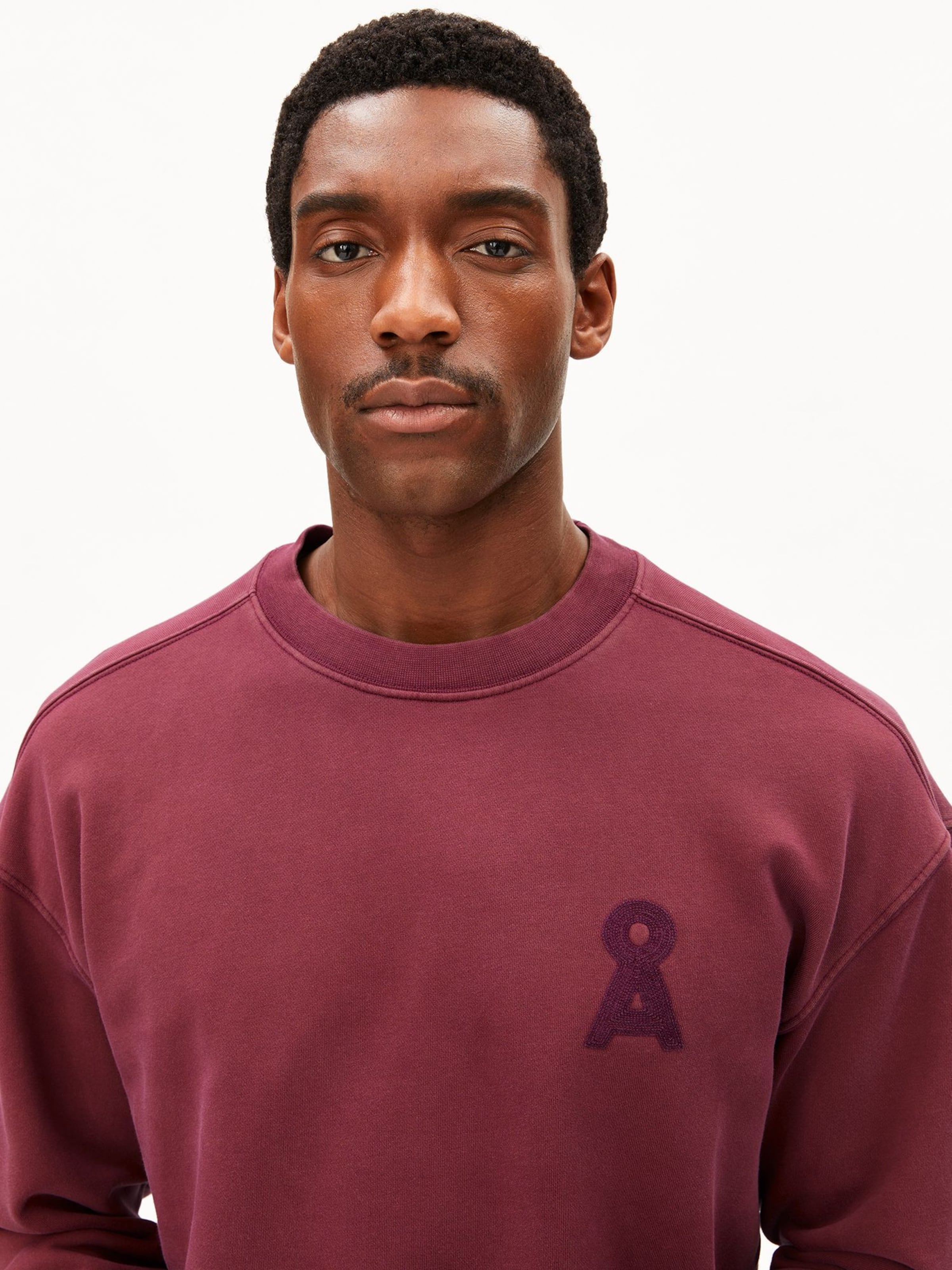 ARMEDANGELS Sweatshirt in Rood