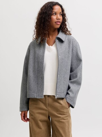 JJXX Between-season jacket 'JXWilma' in Grey: front