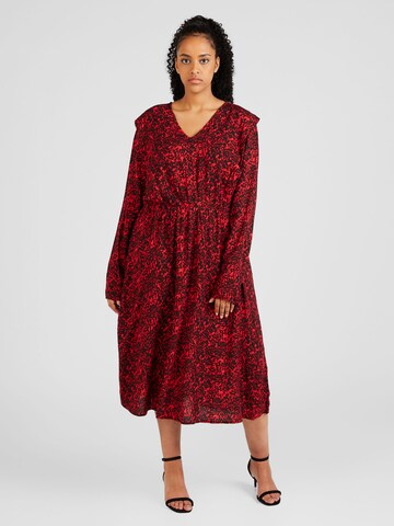 Robe 'SCARLETT' ONLY Carmakoma en rouge : devant