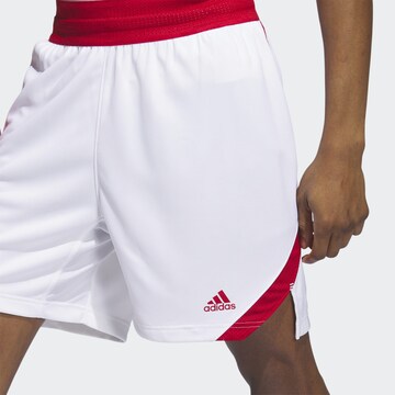 ADIDAS SPORTSWEAR Regular Sportshorts 'Icon Squad' in Weiß