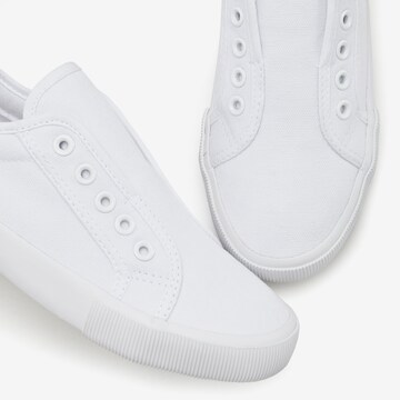 LASCANA - Sapatilhas slip-on em branco