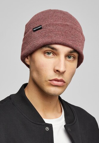 Urban Classics Beanie in Red: front