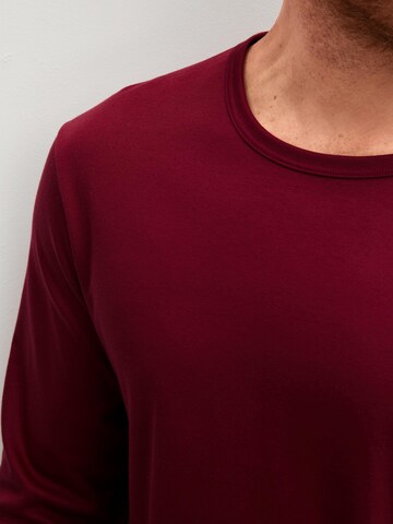 Pigiama lungo 'Family & Friends' di CALIDA in rosso