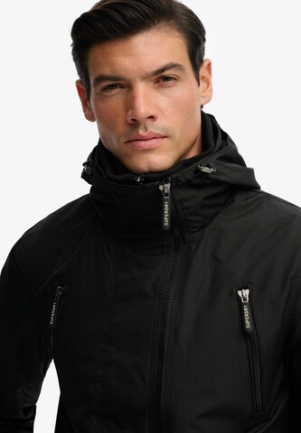 Superdry & Co Jacke 'Mountain' in Schwarz
