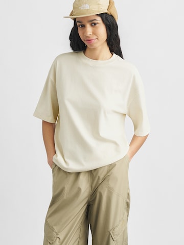 Tricou 'ESSENTIAL SIMPLE DOME' de la THE NORTH FACE pe alb: față