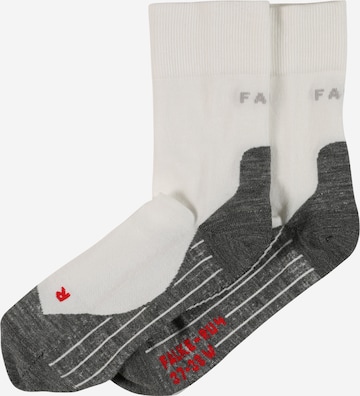 FALKE Αθλητικές κάλτσες 'RU4' σε λευκό: μπροστά