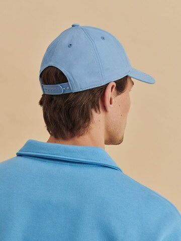 DAN FOX APPAREL Cap 'Amir' in Blau