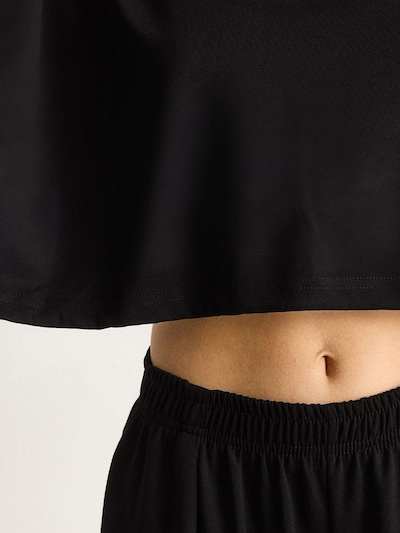 Completo pantalone Bianco Lucci di colore nero, Visualizzazione prodotti