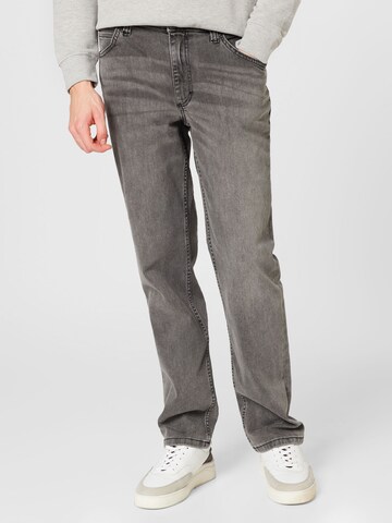 MUSTANG Regular Jeans 'Tramper' in Grijs: voorkant