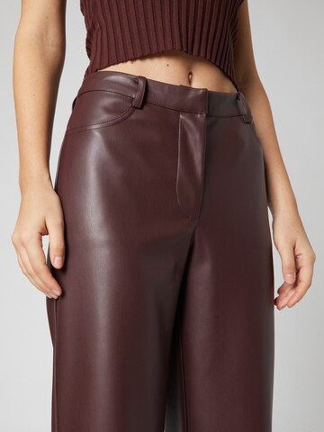 LENI KLUM x ABOUT YOU Wide leg Broek 'Jo' in Bruin