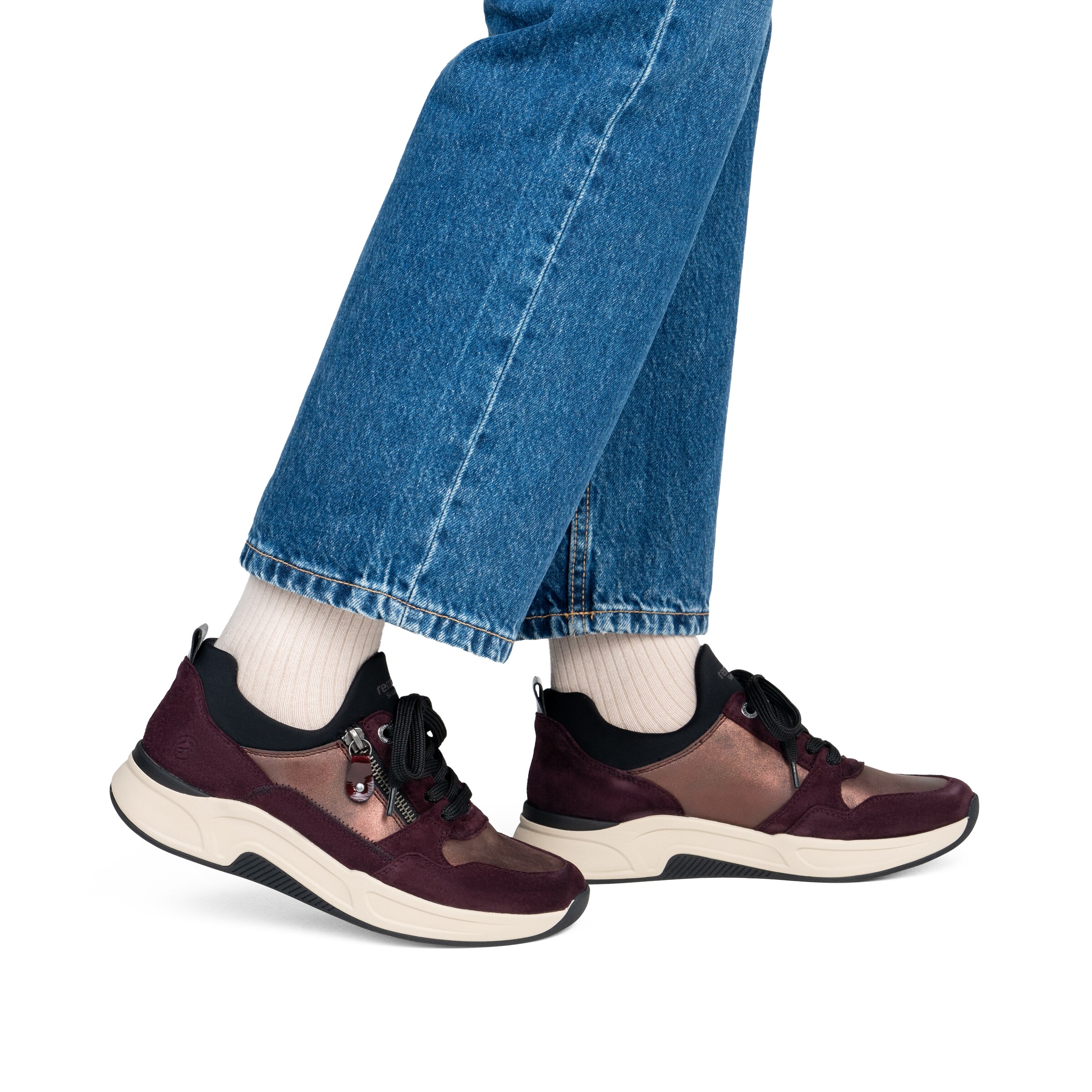 Baskets basses REMONTE en rouge