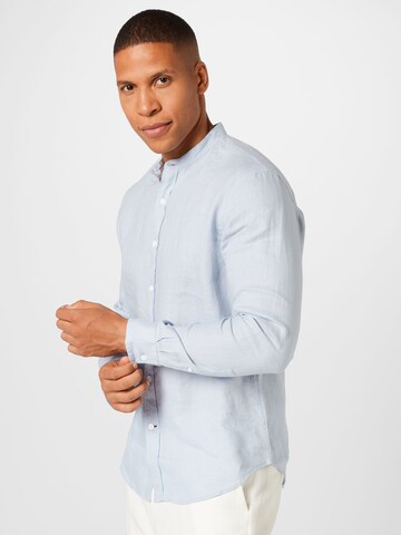 Club Monaco Slim fit Overhemd in Blauw: voorkant