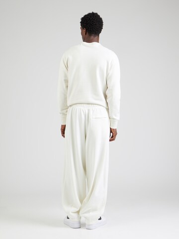 Nike Sportswear Tapered Παντελόνι 'CLUB' σε μπεζ