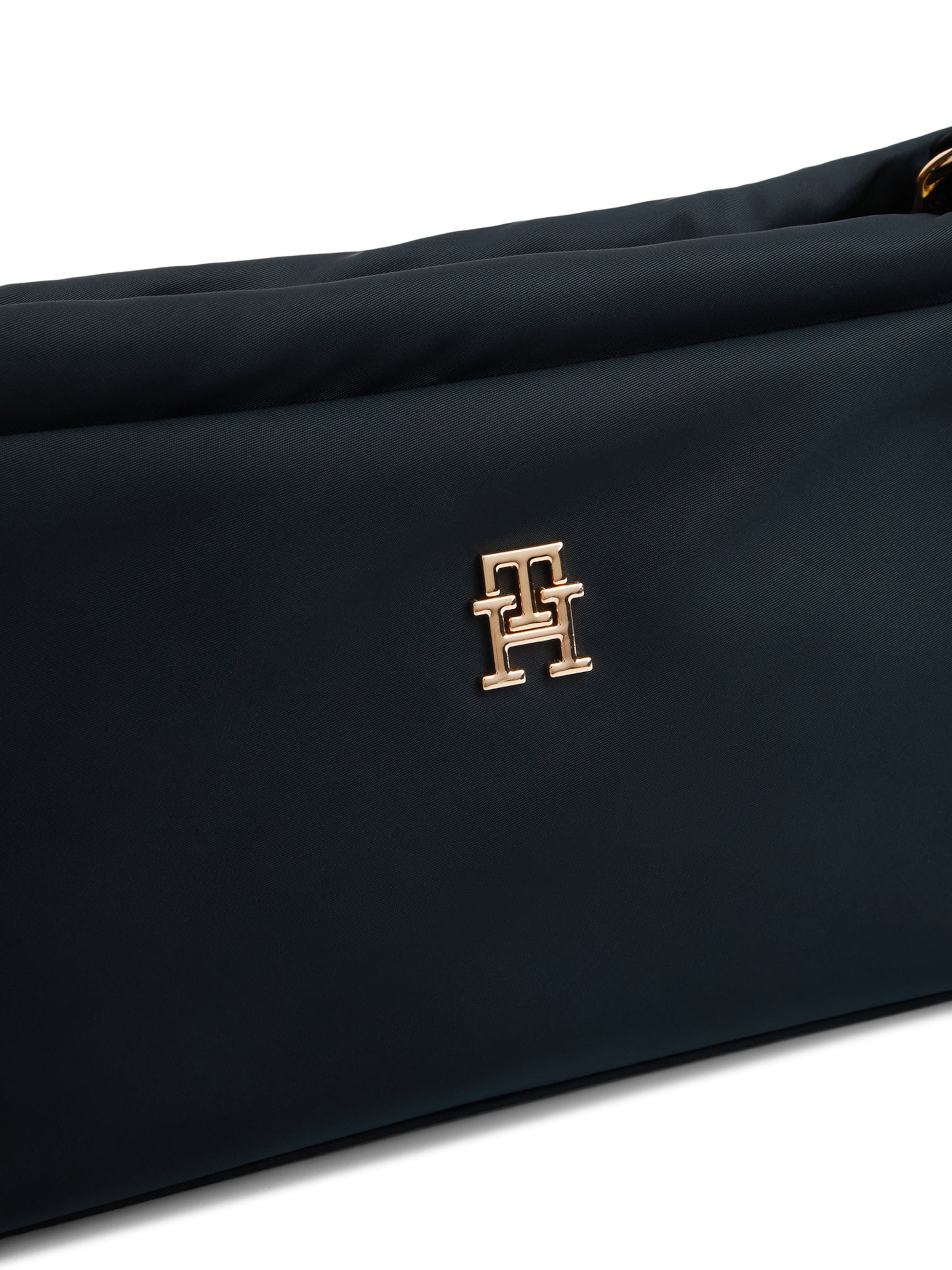 TOMMY HILFIGER Crossbody Bag in Black