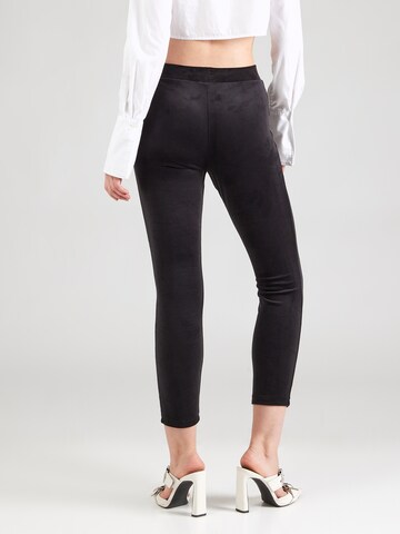 Regular Pantalon 'Valerie' ABOUT YOU en noir