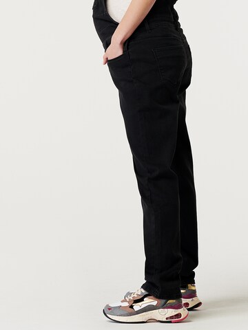 Supermom Regular Latzjeans 'Aveley' in Schwarz