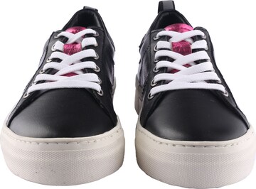 D.MoRo Shoes Sneaker low 'Yrkena' in Schwarz