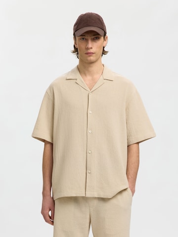 Comfort Fit Cămașă 'SLHCAL' de la SELECTED pe bej: față