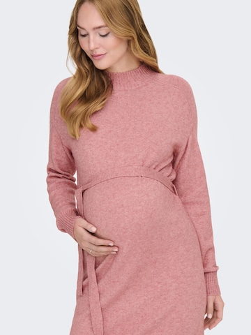 Only Maternity Gebreide jurk 'LEVA' in Rood