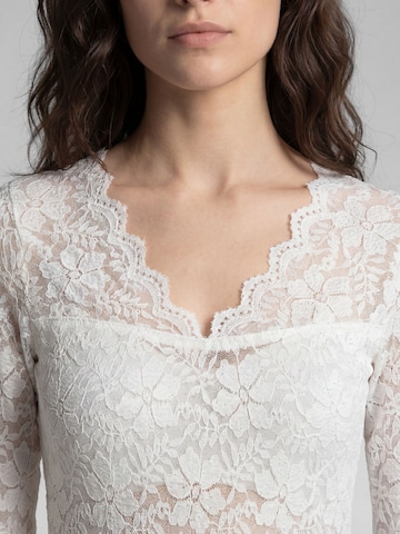 Blouse folklorique 'Kassandra' SPIETH & WENSKY en blanc