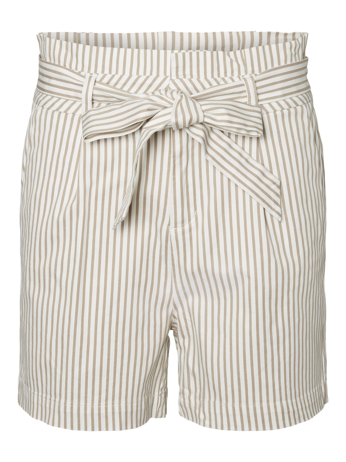 Vero Moda Tall Shorts Eva in Bianco Naturale 