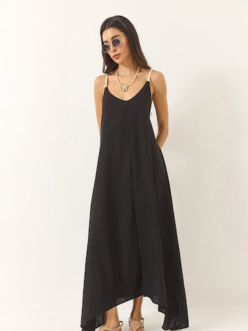 Bianco Lucci Лятна рокля в черно