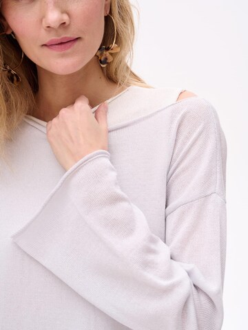 Blue Shadow Sweater in Grey