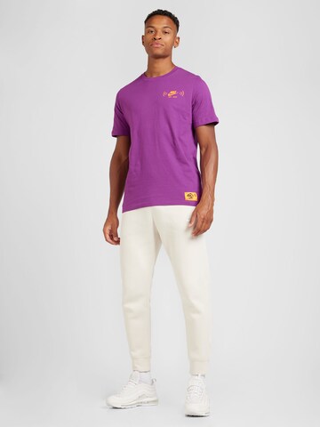 T-Shirt Nike Sportswear en violet