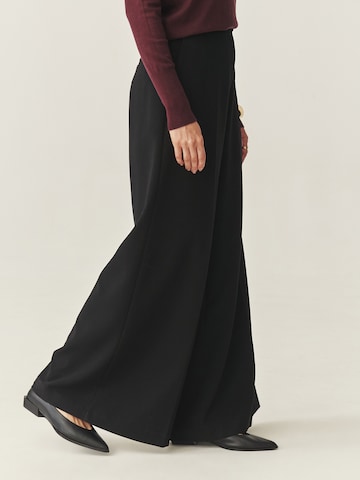 Wide Leg Pantalon TATUUM en noir