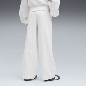 Regular Pantalon de sport PUMA en blanc