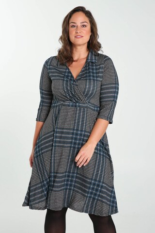 Paprika Dress in Grey: front