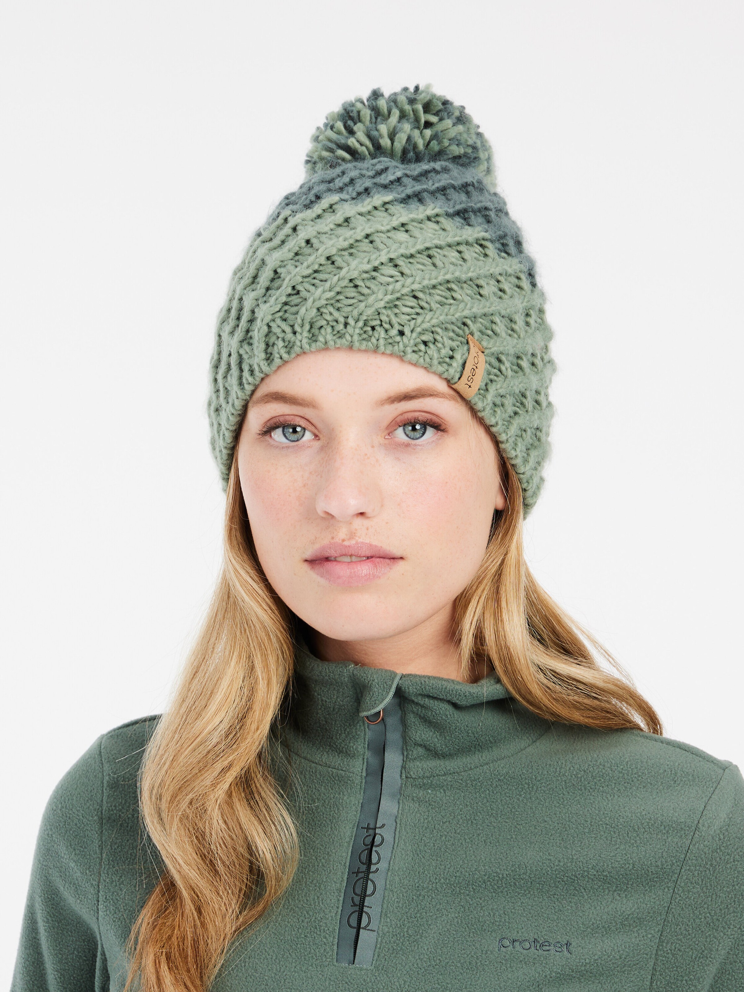 PROTEST Mütze 'PRTHIKER24'‌‌‌‌‌ in Grün: Vorderseite