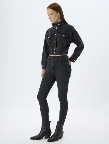 Koton Skinny Jeans in Zwart