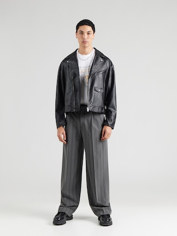 GUESS - Camiseta en blanco