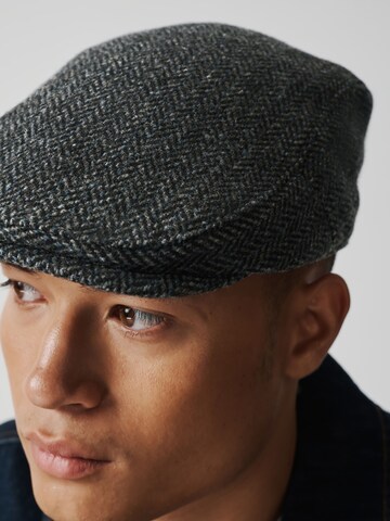 pilka Next Megzta kepurė