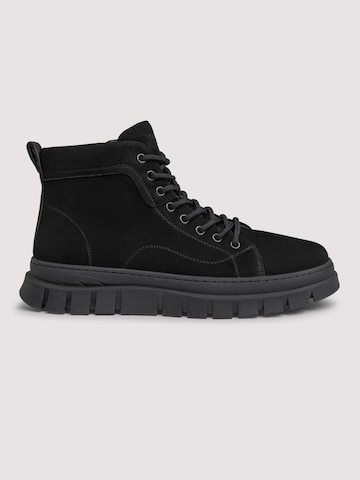 Ombre - Botas con cordones en negro