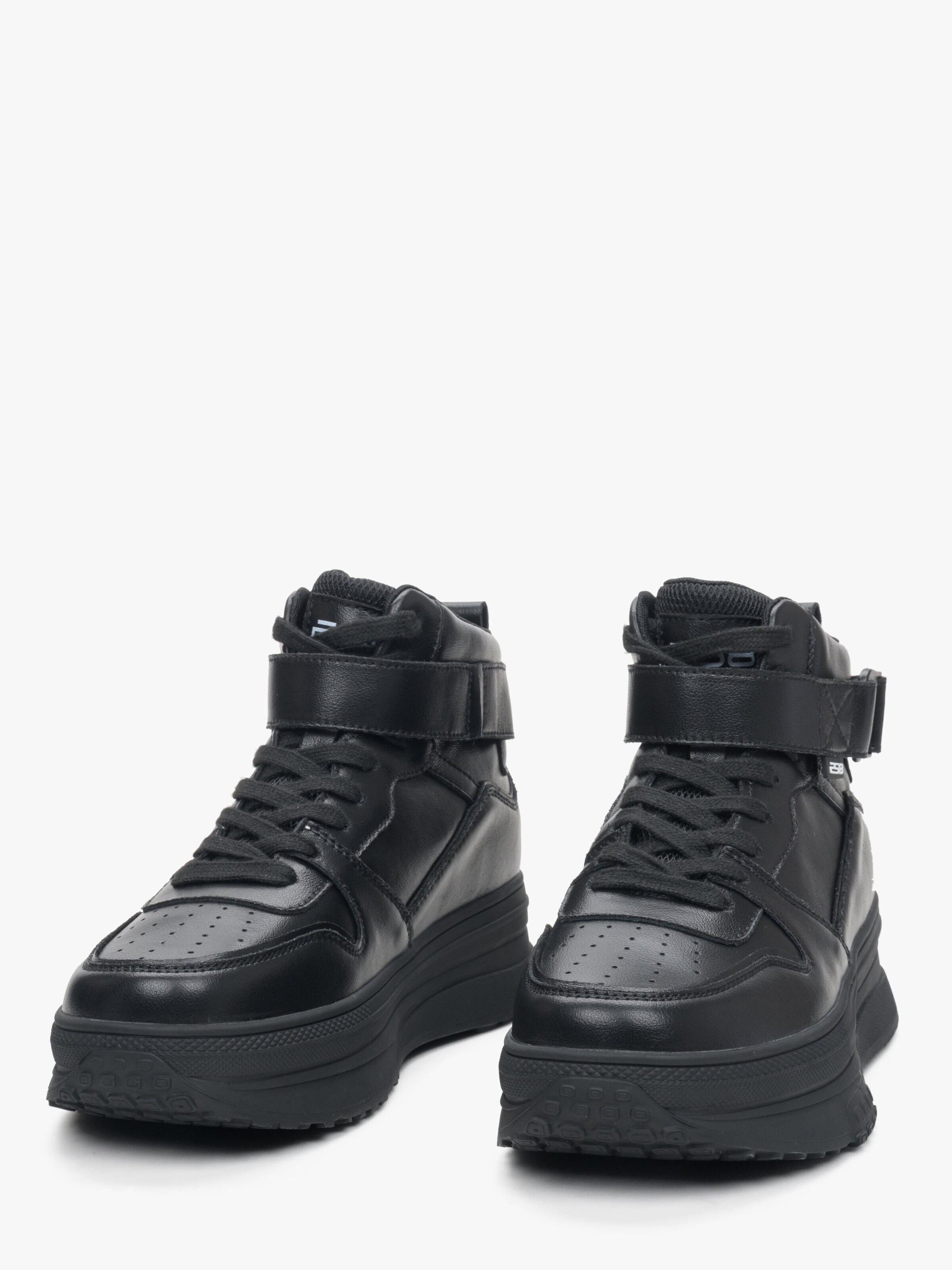 Baskets hautes '2236-3-12' ES8 en noir