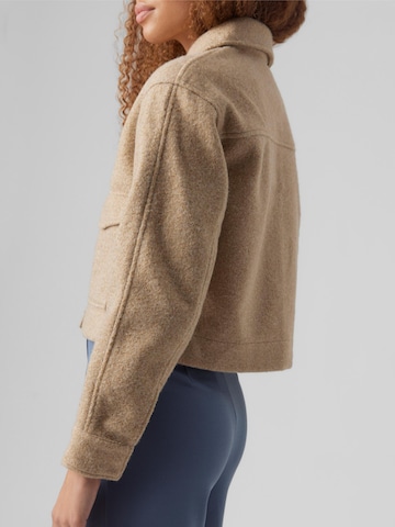 VERO MODA Between-Season Jacket 'Megan' in Brown