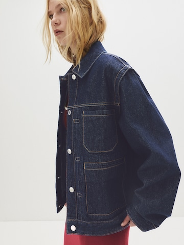 Pull&Bear Prechodná bunda - Modrá