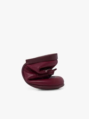 Chaussure basse Pisamonas en rouge