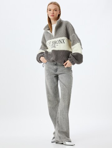 Koton Sweatshirt in Grey