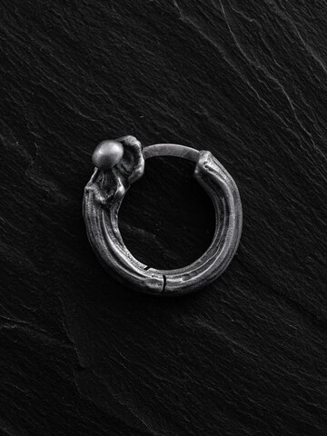 Orecchino 'BONE' di REYTEL in argento