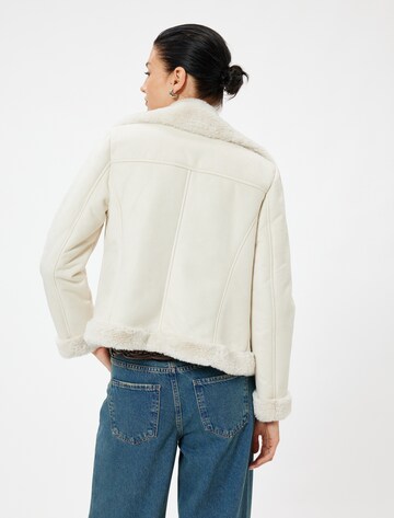 Koton Jacke in Beige